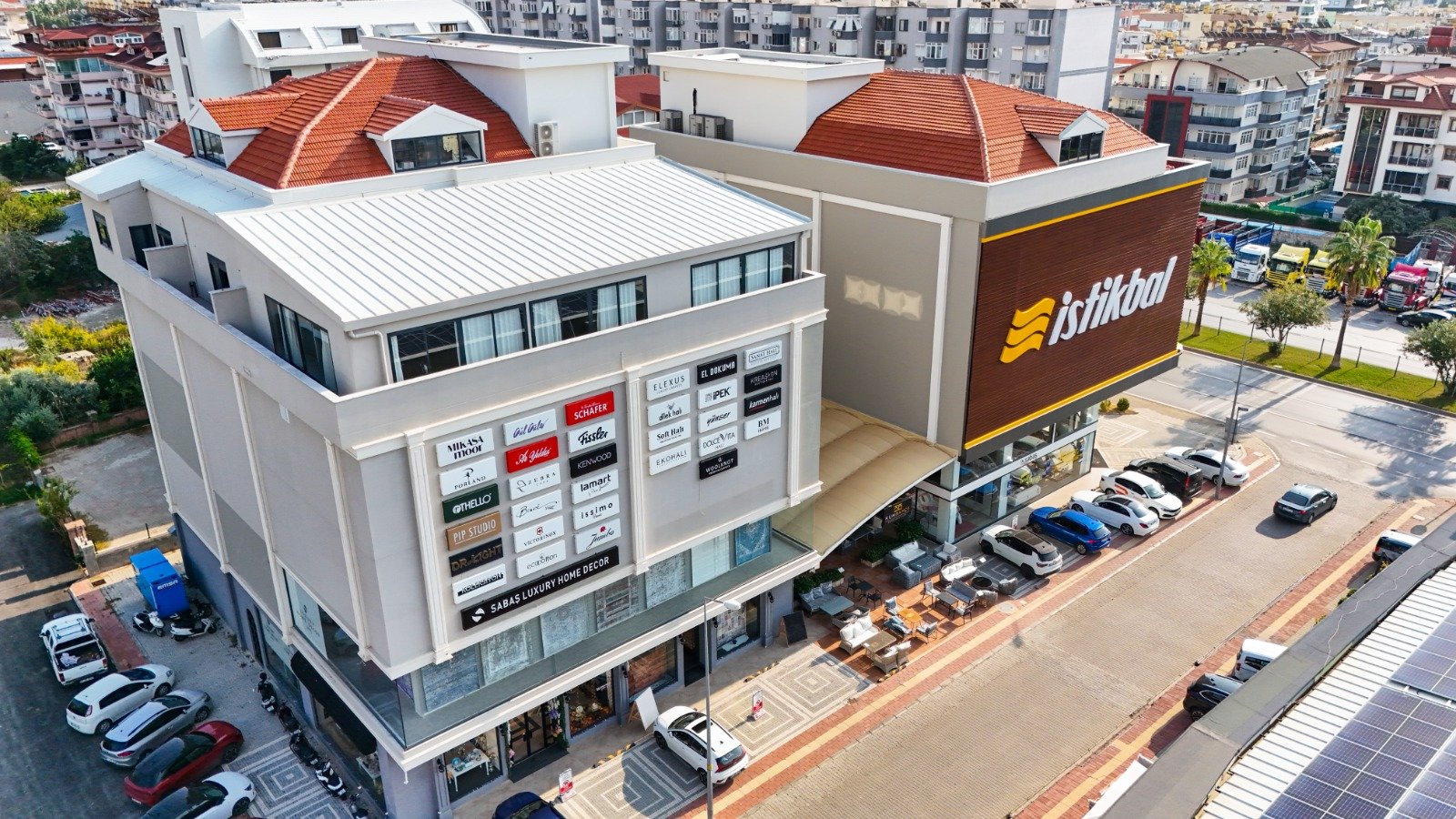 Sabaş Home showroom interior